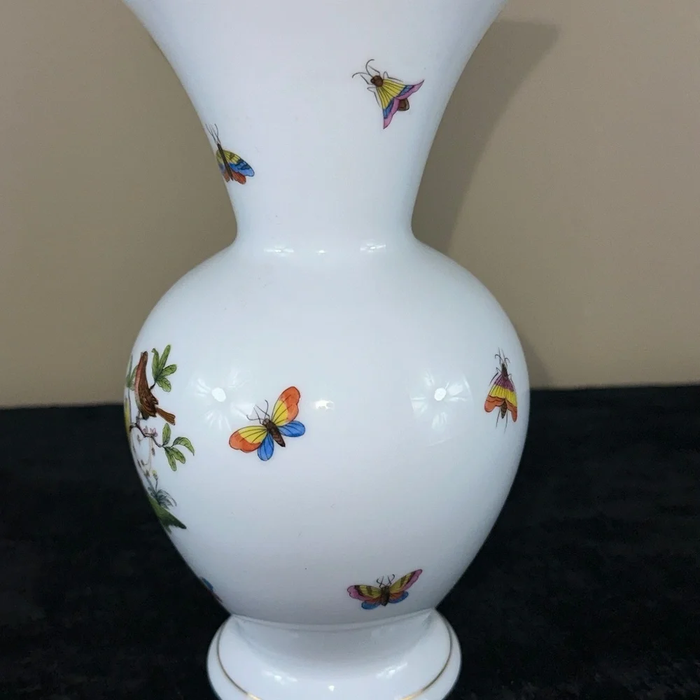 Herend Hungary Rothschild Bird Vase  #7023  8